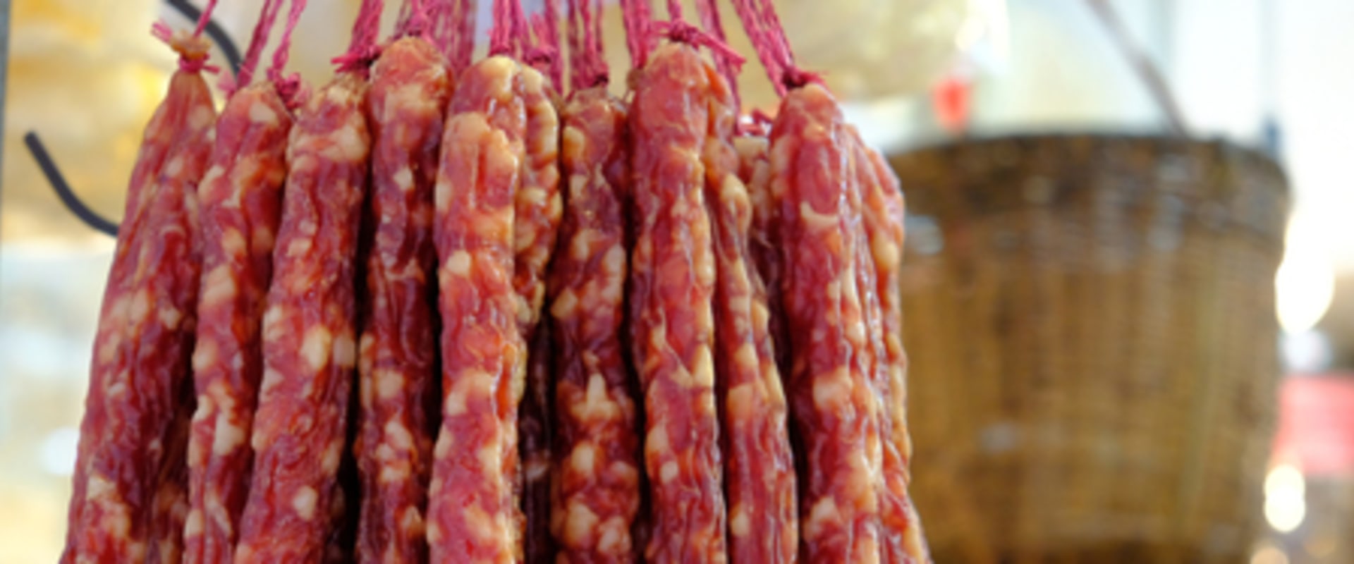 Does chinese sausage have blood?